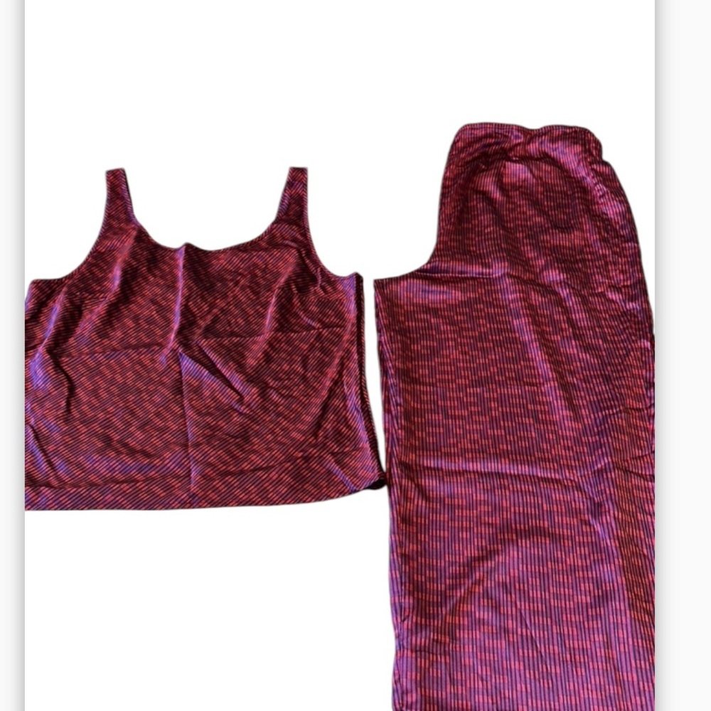 VICTORIAS SECRET burgundy satin pajama set